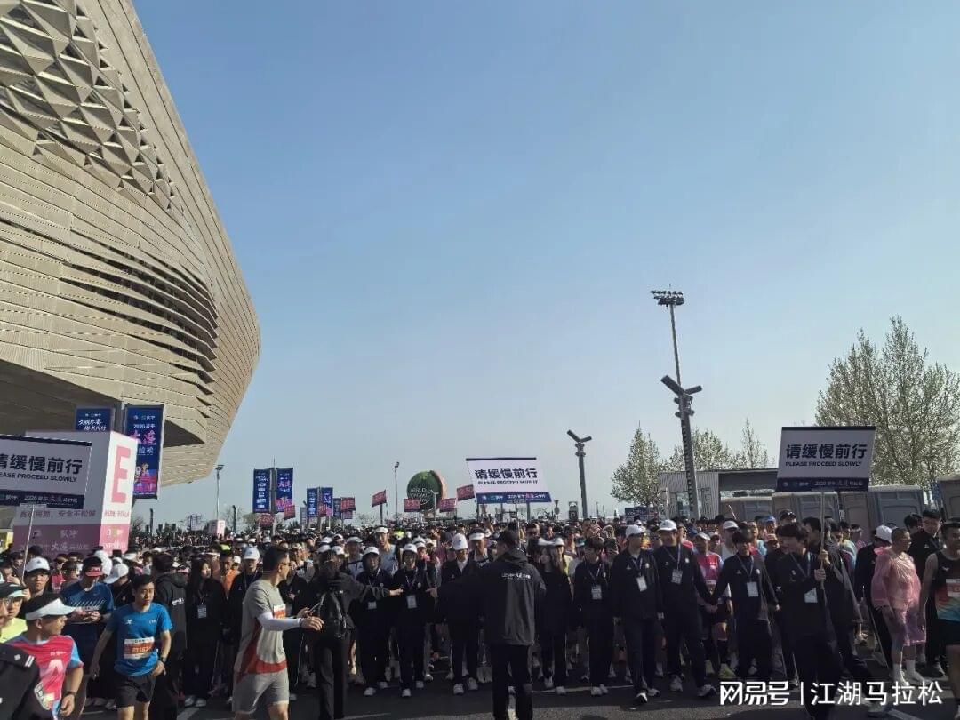 喷气机4年6200万续约蒂普曼