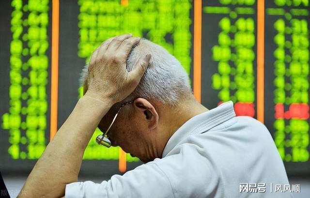 学霸港姐王嘉慧晒美照 颜值体态双在线气质出众