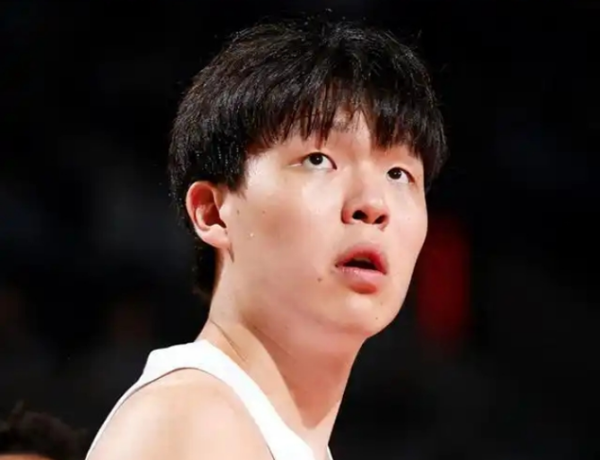 道伊尔高尔夫锦标赛第三轮单独领跑