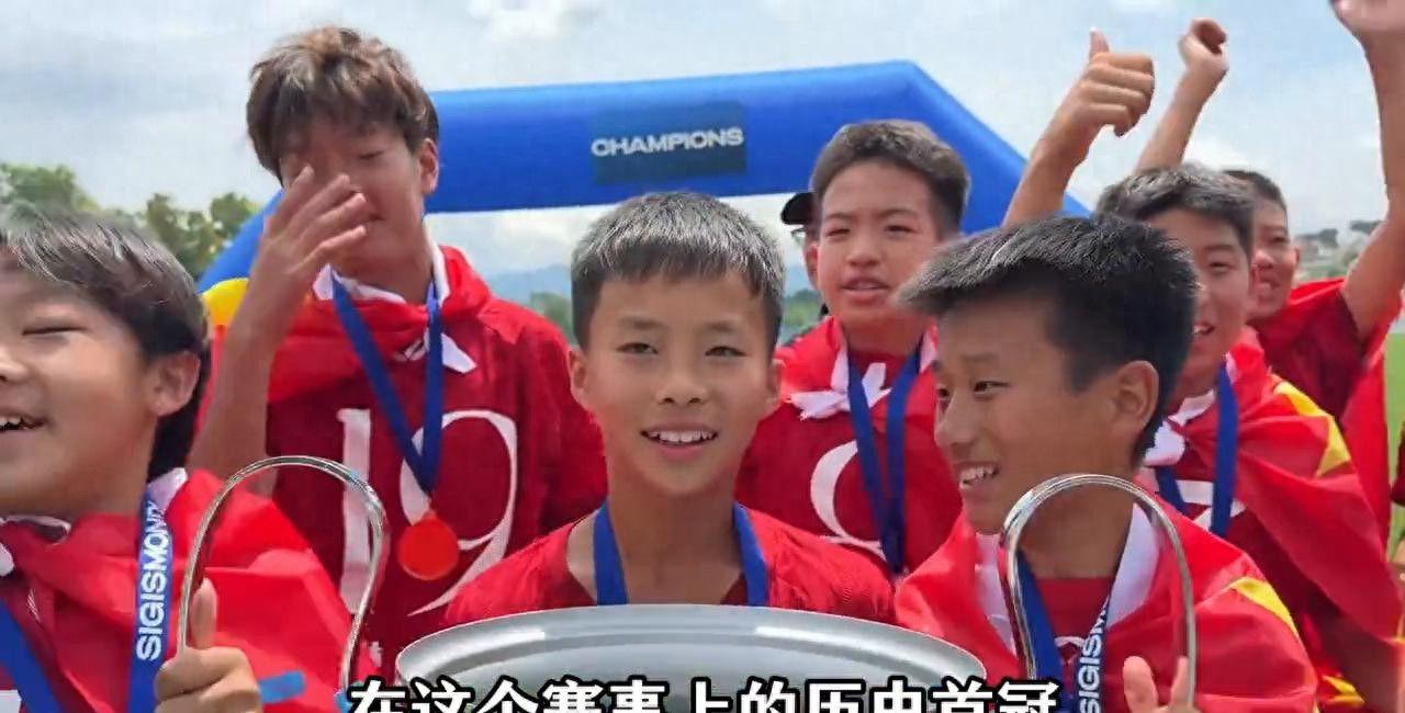 乌法115k欧元买断阿加波夫，结束租借正式加盟