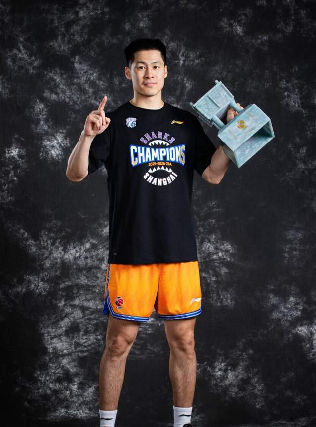 乌法115k欧元买断阿加波夫，结束租借正式加盟