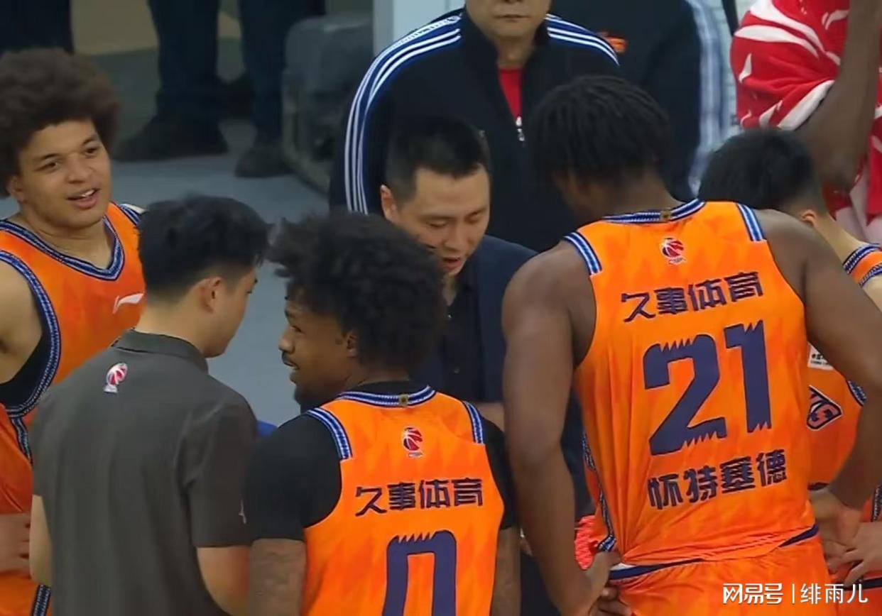 半场就被换下，努涅斯仅完成8次触球&amp;3次传球，1脚射门打偏