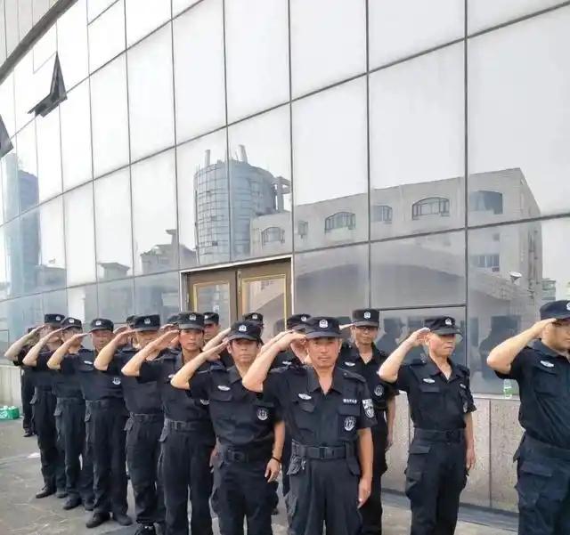 史密斯直播向布伦森公开道歉