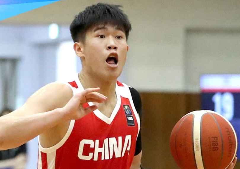 热火仅两种情况才会交易米切尔