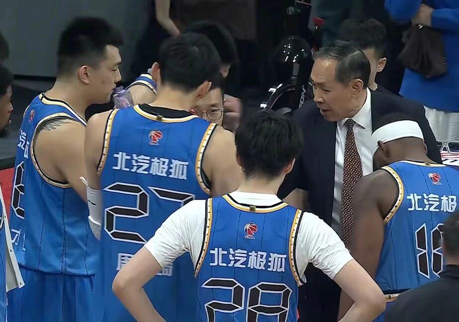 布朗直播致敬尼克斯后豪言：你们还没看见最强的我
