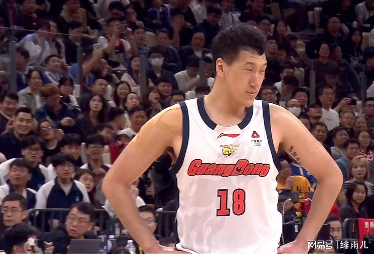 U17男篮虐委内瑞拉！张懿赵杰+2将齐爆，多人贡献，吕飞燕下替补