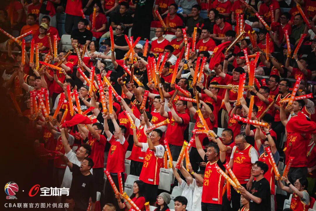 乐虎体育-曝绿军除塔图姆外均可交易