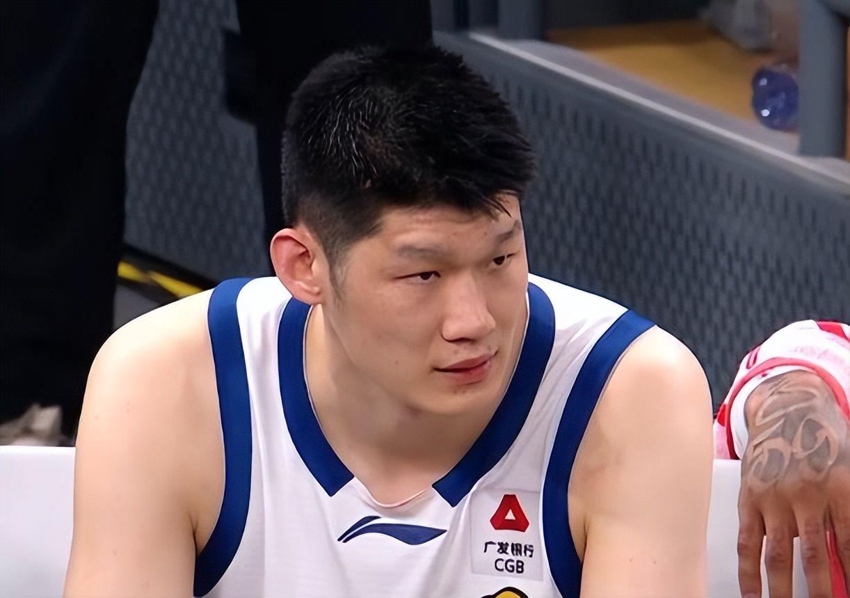 炸了！！福克斯真去参加尼克斯庆功宴，不如直接底薪加盟吧......