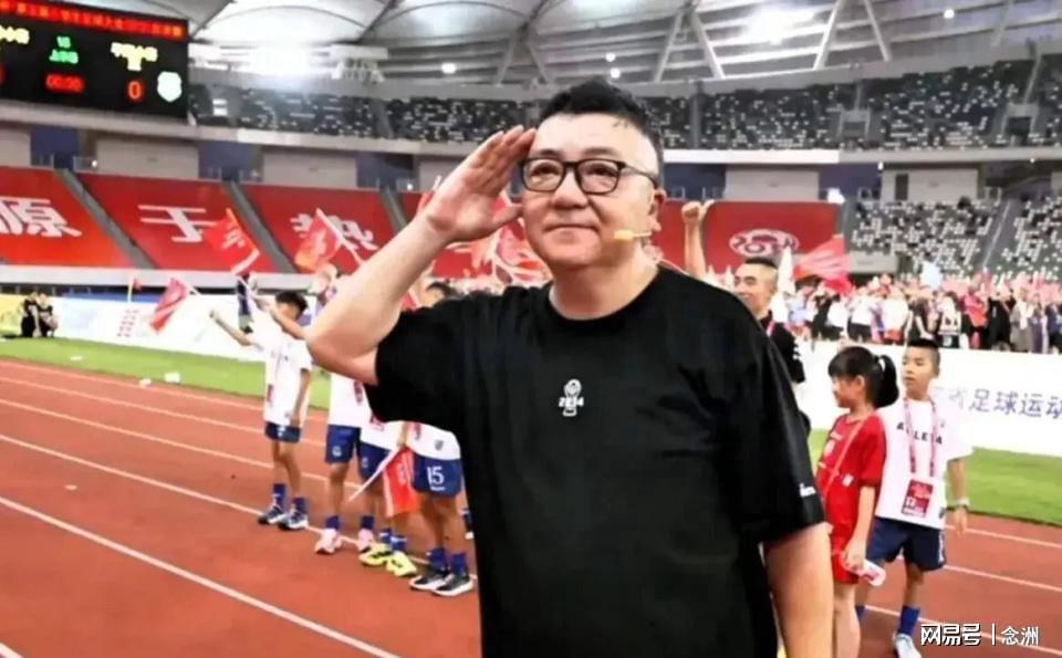 大合同悬了，首发也没了？火箭13+6前锋迎激烈竞争，难逃替补命运