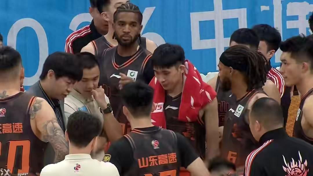 加拿大公开赛第三轮苏伯领跑