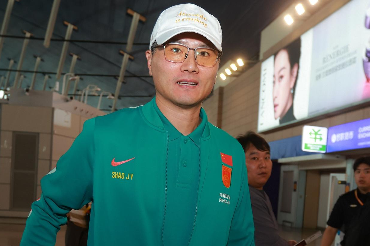 乐虎体育突发！福克斯取关马刺，字母哥交易倒计时，快船计划追求FMVP