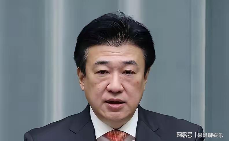 Shams：勒布朗·詹姆斯目前并不急于做出决定，也没有设定时间表
