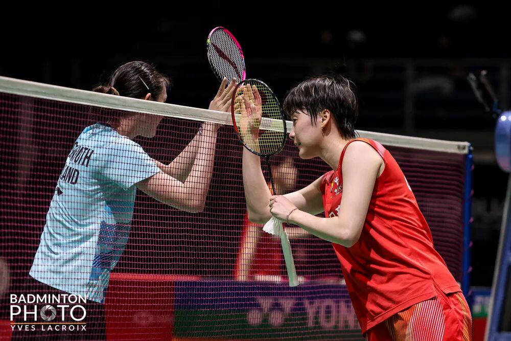 被同1块石头绊倒4次！马刺丢冠太扎心了，米奇给出解释，说得轻巧