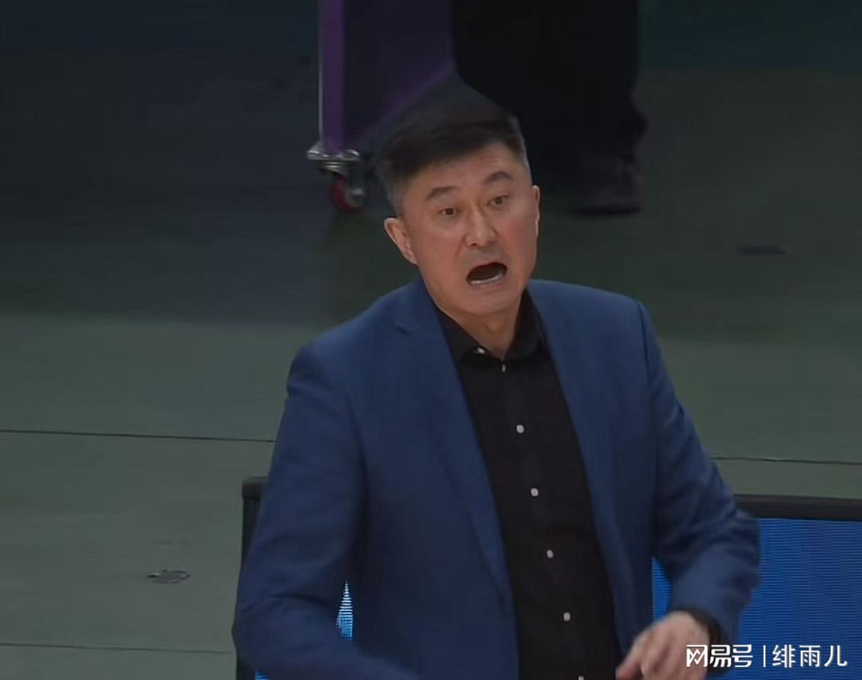 虽然作用比不上核心三人组，但黄蜂在今夏一定会留下这两名球员？