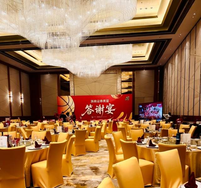 里奇保罗亲自辟谣各类流言：詹姆斯去向尚无定论，所有传闻均不实