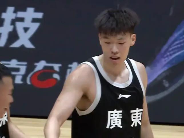 葡萄牙靠VAR淘汰克罗地亚，赛后喜忧并存，恐难敌西班牙
