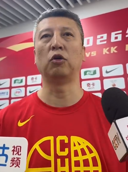 半场就被换下，努涅斯仅完成8次触球&amp;3次传球，1脚射门打偏