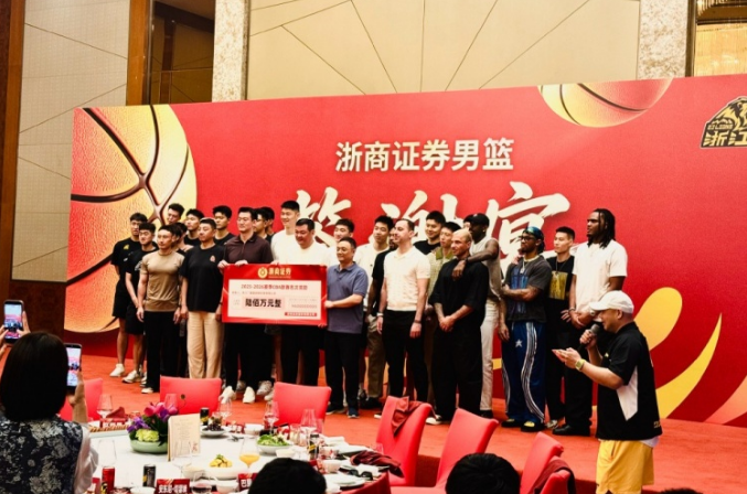 葡萄牙靠VAR淘汰克罗地亚，赛后喜忧并存，恐难敌西班牙
